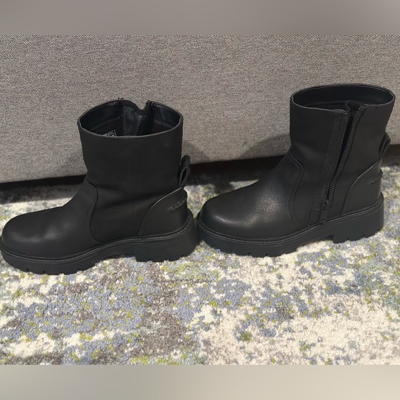 UGG Polk Bootie BLACK size 5 - Picture 4 of 7